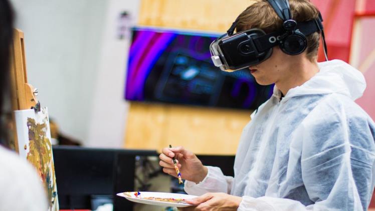 What Are the 3 Types of Virtual Reality?