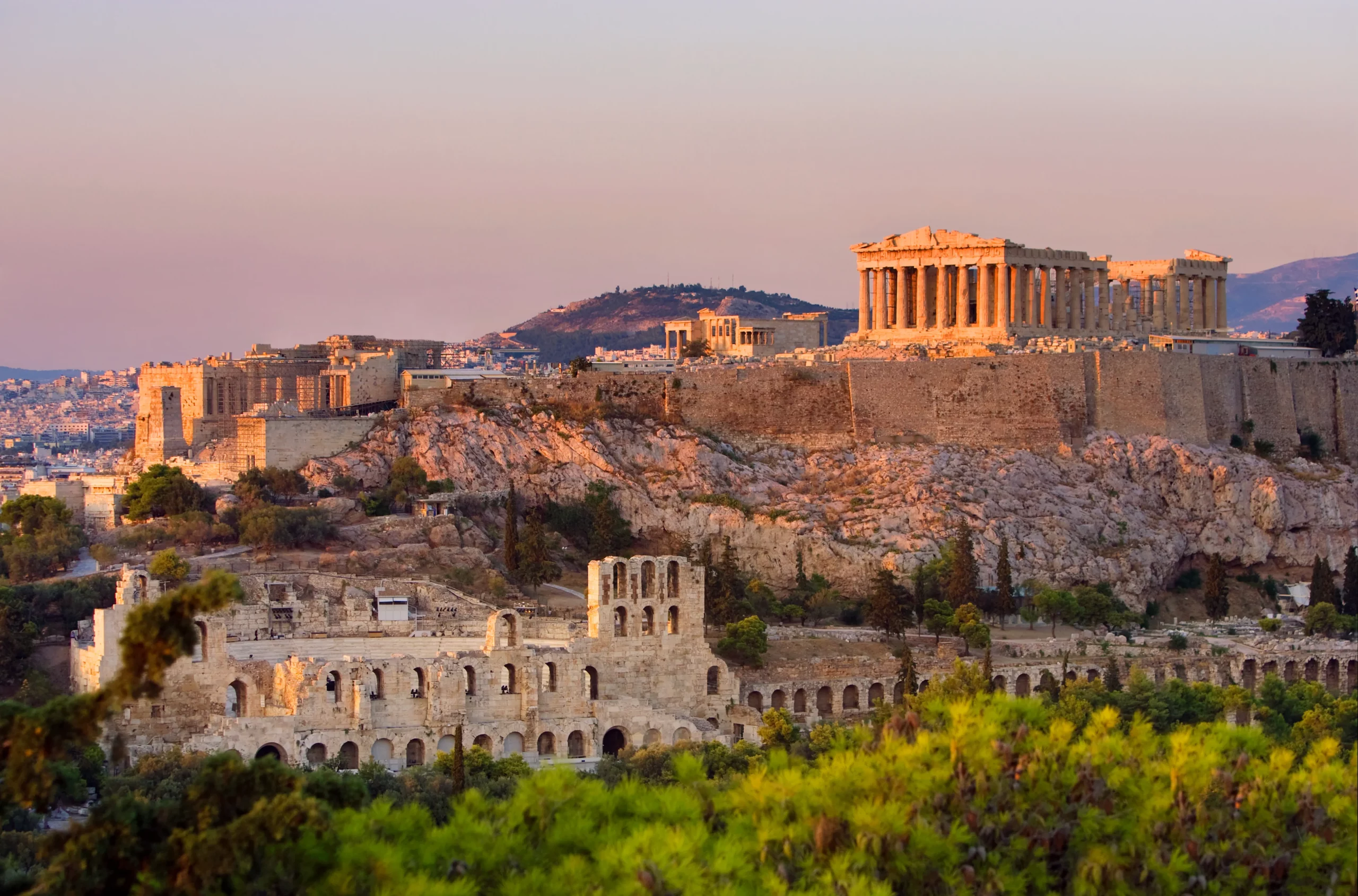How Ancient Greek Architecture is Shaping Modern Homes